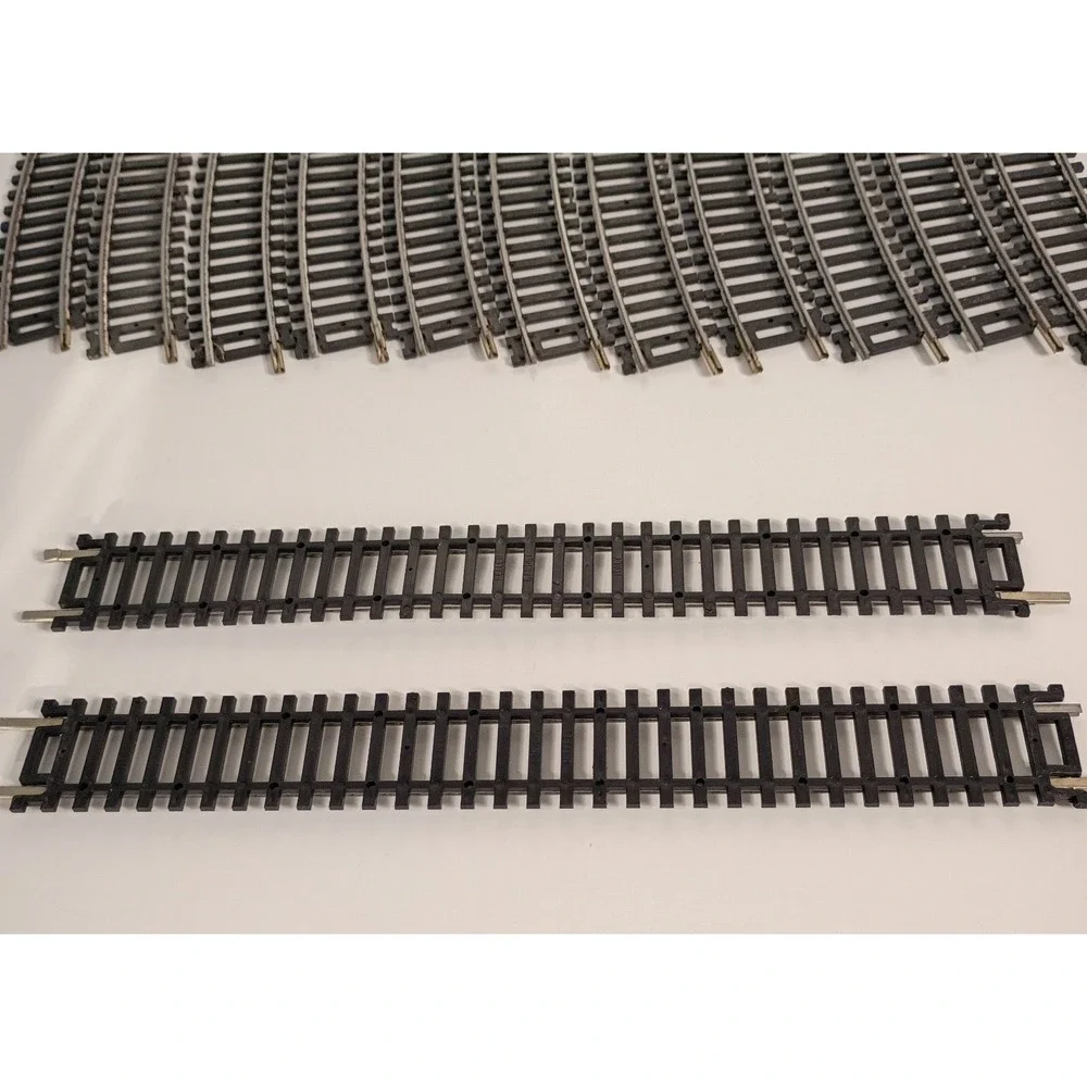 13 Feller Garnet‎ Italy HO Scale 18